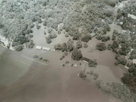 Vintage 1973 Photo Aerial View of Bluffs Homes River Flood Alton Mississippi Rvr - £23.97 GBP