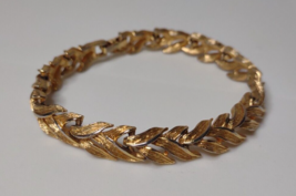 Sarah Coventry Gold Tone Leaves Bracelet  - £23.90 GBP