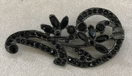 Vtg Black Jewel Floral Pin Brooch - £787.66 GBP