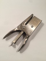 Vintage 60s Silver Neva-Clog J-30 handheld stapler - £19.82 GBP