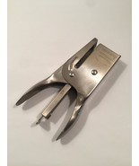 Vintage 60s Silver Neva-Clog J-30 handheld stapler - $468.00 MXN