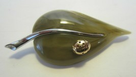 Leaf Brooch Pin with Gold Tone Ladybug Green Molded Plastic Surface Silver Stem - £16.02 GBP