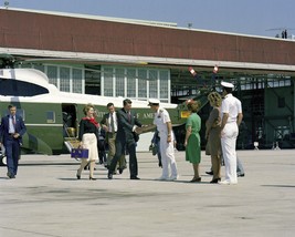 President Ronald Reagan and Nancy exit Marine One helicopter in CA Photo... - £7.02 GBP+
