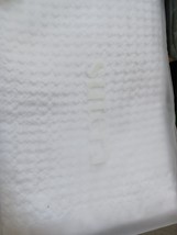NEW Sutera Silver Thread Waffle Bath Towel. White - £31.58 GBP
