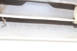 06-09 MERCEDES-BENZ CLK350 COUPE Rear Right Passenger Door Quarter Molding F3314 image 11