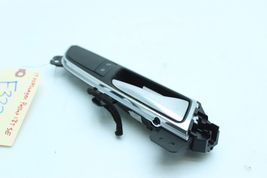 16-19 VOLKSWAGEN PASSAT 1.8T SE Front Right Passenger Side Door Handle F3226 image 3
