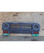 International Scout II Front Gril Grill Grille Panel Assembly - $407.02 CAD