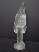 Fostoria Frosted Satin Glass 10&quot; Madonna Spiritual Figurine - £47.81 GBP