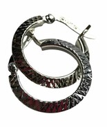 Sterling Silver Signed SU Diamond Cut Small Hoop Earrings - $525.63 MXN