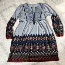 Sahalie Dress Size Medium gray Split neck Long Sleeved Knit Tribal Pattern - $26.89