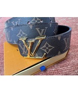 Louis Vuitton Monogram Brown Leather LV Gold Initials Buckle 50/125 Belt - $2,899.18 MXN