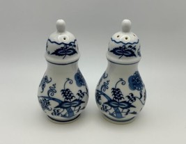 Pair of BLUE DANUBE Salt &amp; Pepper Shakers Made in Japan New Mark - $79.99