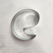 Cookie Cutter Initial Letter E Wilton Brand Monogram Metal - £6.20 GBP