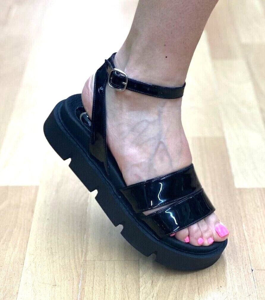 Makers Lexi-2 Black Patent Low Wedge Platform Sandals Size 9 - $24.50