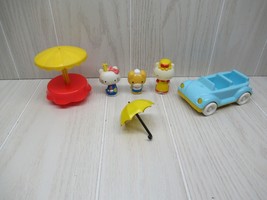 Hello Kitty 2 figures car table to vintage play house play set umbrella Jody - £13.24 GBP