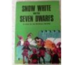 Snow White And The Seven Dwarfs A Giant Fairy Story By The Brothers Grimm [Paper - £6.95 GBP