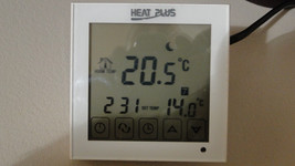 Heat Plus BHT-324 LCD Touchscreen Programmable Heating Thermostat 240V AC 3kW - £17.05 GBP