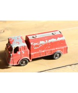 Vintage TOOTSIETOY Fire Truck Diecast Toy Car 5.25&quot; Long Red Chicago - £11.04 GBP