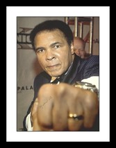Muhammad Ali (d. 2016) Signed Autographed 8.5x11 Magazine Photo - $278.81 CAD