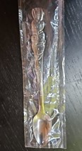 Oneida Community PETER RABBIT Stainless New 5 1/2 in Infant Feeding Spoon - £19.54 GBP