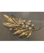 Vintage Costume Jewelry Trifari Gold Tone Faux Pearl Leaf Branch Brooch Pin - $24.74