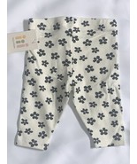 Baby Girls&#39; Flower Print Leggings Newborn Black and White NB NEW - $10.52 CAD
