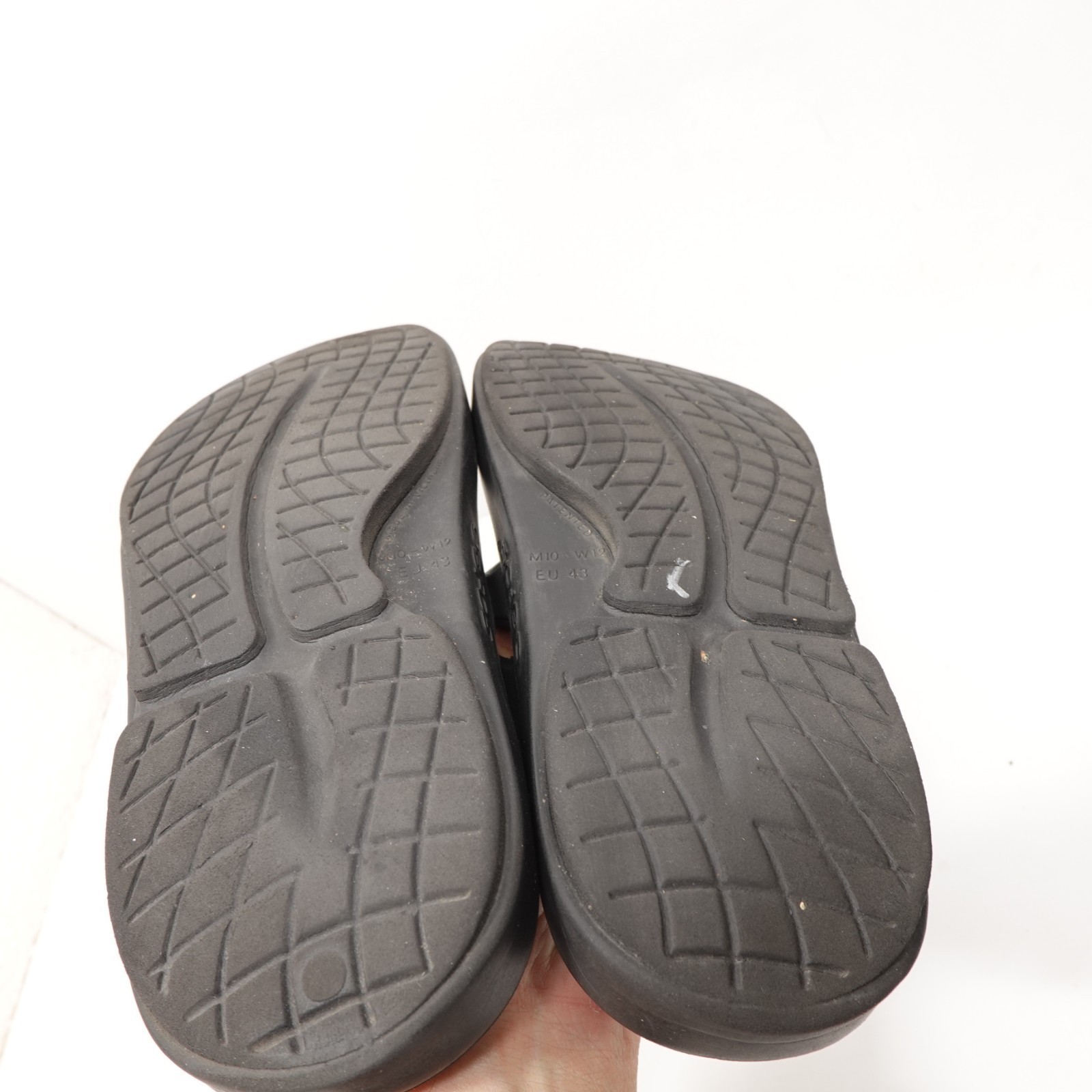 OOFOS OOriginal Unisex BLACK US Men 10 / Women 12 Flip-Flop Slide Comfort  Item image 7