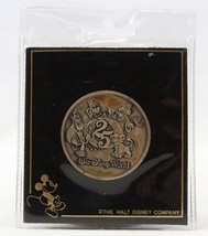 VINTAGE 1996 Disney World 25th Anniversary Medallion - £27.25 GBP