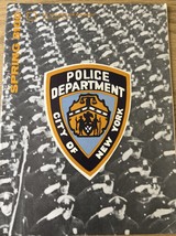 SPRING 3100 NYPD MAGAZINE , NOVEMBER 1970 - $134.09 MXN