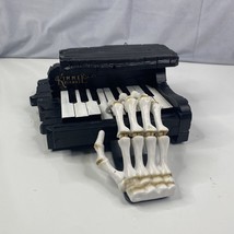 Skeleton Hand Playing Kimmel Piano Gemmy Halloween Decor Plays Music - £34.66 GBP