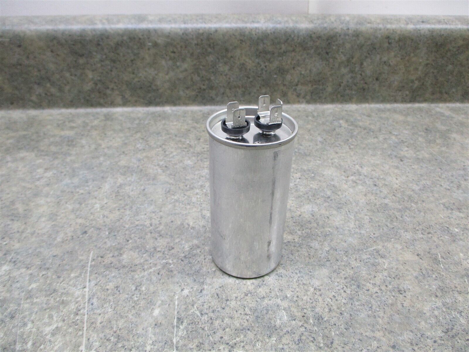 Frigidaire Air Conditioner Capacitor Part  5304471387