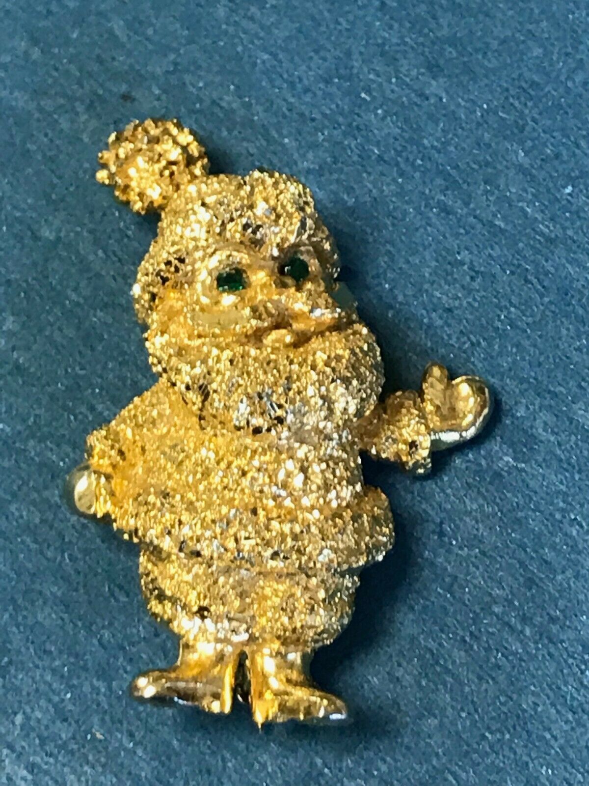 Primary image for Vintage Etched Goldtone Small Santa Claus w Green Rhinestone Eyes Christmas