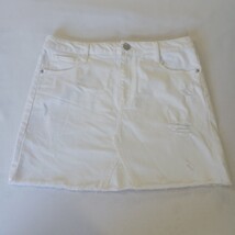Almost Famous Premium Mid-Rise Women's White Frayed Denim Skirt Size 11 Waist 31 image 13