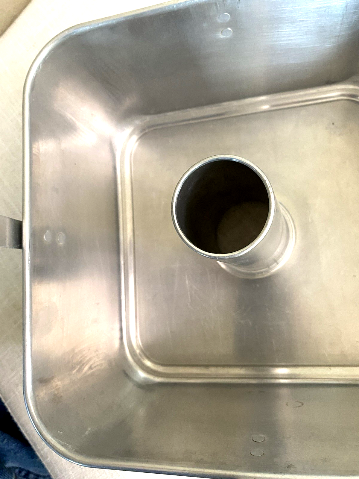 VINTAGE 2 Pc. COMET Aluminum Square Angel Food Cake Pan W Feet 9" X 9" X 4" USA Item image 3