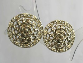Elegant Lisner Chain Link Coil Gold-tone Clip Earrings 1960s vintage - £9.71 GBP