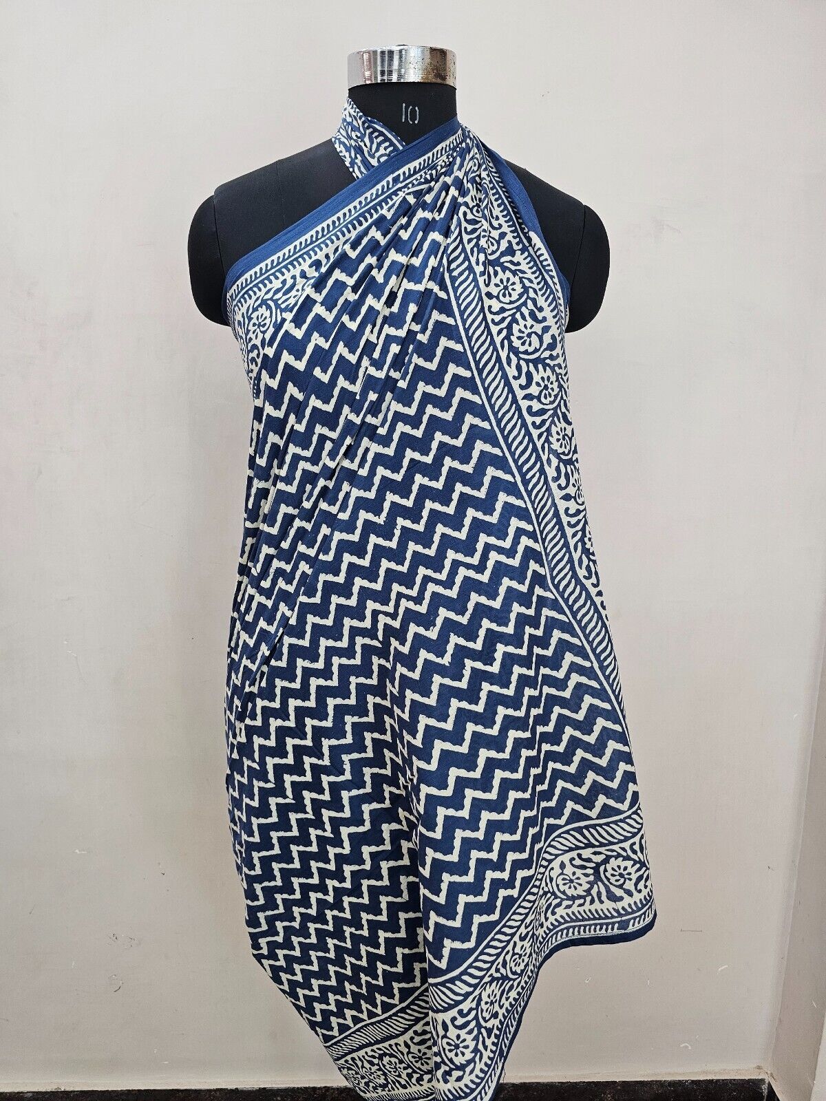 Primary image for Indian Handmade Indigo Blue Hand Block Zig Zag Print Cotton Sarong Beach Wrap