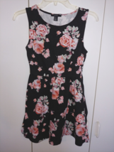 Forever 21 Girl&#39;s Sleeveless BLACK/FLORAL Knit DRESS-S-COTTON/SPANDEX-CUTE - £6.14 GBP