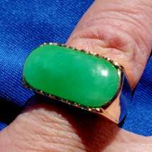 Earth mined Green Jadeite Jade Deco Ring Antique Solid 18k Gold Size 8.75 - $665,530.96 MXN