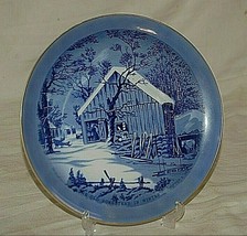 Currier & Ives The Old Homestead in Winter Collector's Plate w Gold Trim Japan - $19.79