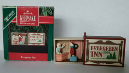 1991 Hallmark Ornament &quot;Evergreen Inn&quot; Matchbox Series In Box U19 - £7.98 GBP