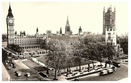 Parliament Square w/ old Cars &amp; Buses RPPC Postcard Posted 1957 - £11.03 GBP