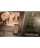 INSIGNIA DIGITAL PICTURE FRAME FORMAT 7&quot; SCREEN NS-DPFO712G- Brand New - €12,61 EUR