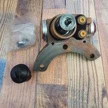BLEM Dorman W37812 For Ford F700 F800 Rear RH Lower Drum Brake Wheel Cyl... - $152.97