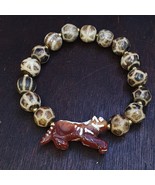 Ancienne figurine animalière en agate tibétaine avec bracelet en perles... - €67,52 EUR