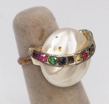 Vintage Costume Jewelry Ring - £11.60 GBP