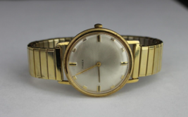 Vintage Timex Men&#39;s Watch Mechanical Gold Tone 5160 2370 New Band &amp; Works! - £57.41 GBP