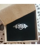 Silver-Tone ~ Heart ~ Celtic Design ~ Women&#39;s Size 10 ~ Petite ~ Thin Ba... - $363.95 MXN