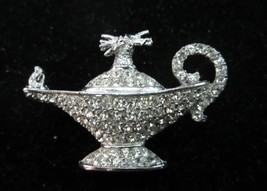 ALADDIN LAMP Pin Brooch VINTAGE 1980&#39;s Crystal Rhinestone - $12.95