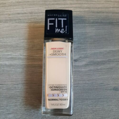 Primary image for Maybelline NY Fit Me Dewy + Smooth Foundation Makeup, 120 Classic Ivory 1oz NWOB