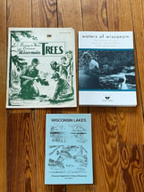 Lot of Waters of WISCONSIN LAKES Learning to Know Common Wisconsin Trees Books - £14.48 GBP